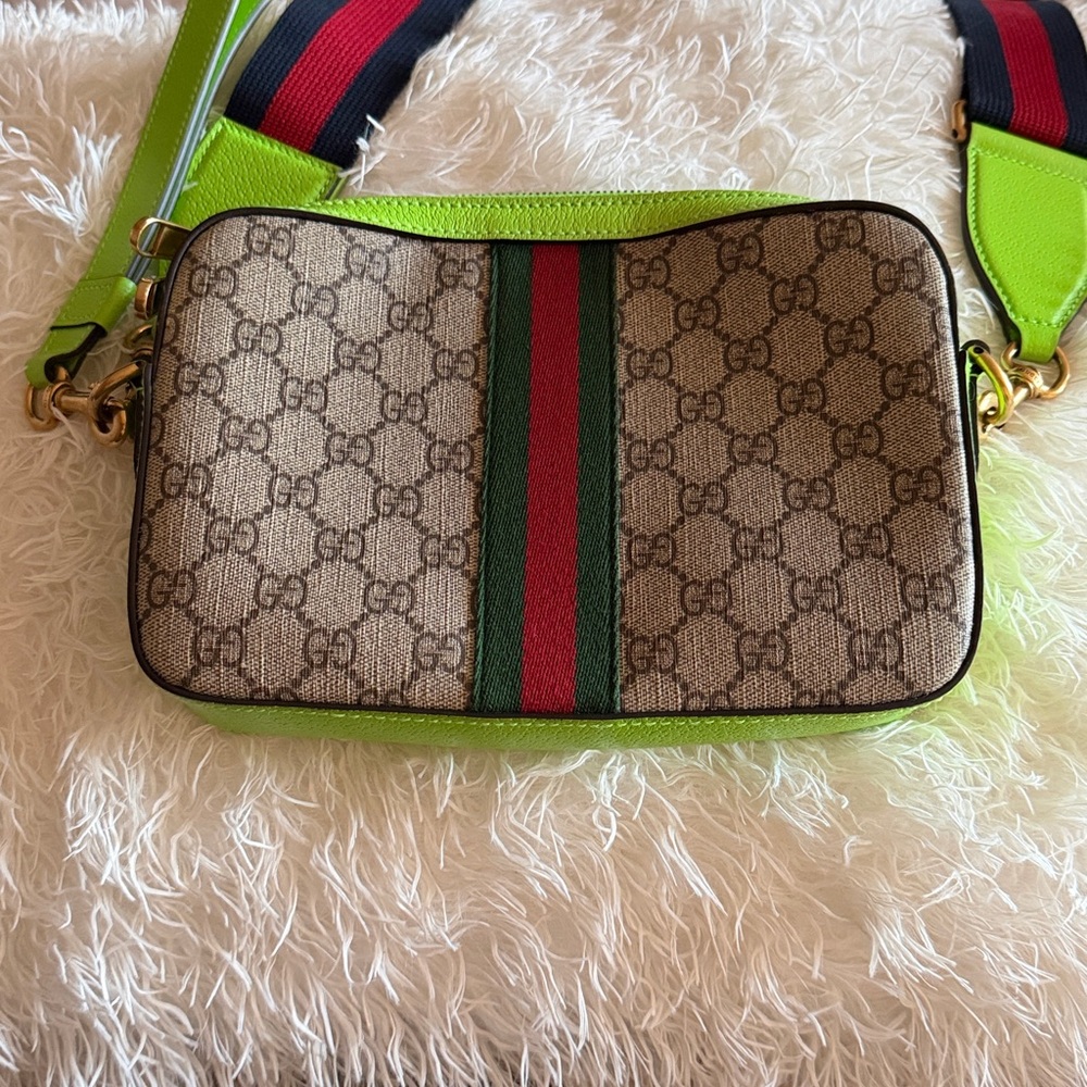 Gucci Beige and Neon Green GG Shoulder Bag - Picture 8 of 14